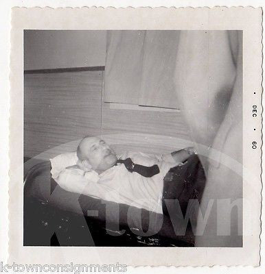 MILITARY MEN IN UNIFORM BARRACKS FUN FOOLING AROUND VINTAGE SNAPSHOT PHOTOS LOT - K-townConsignments