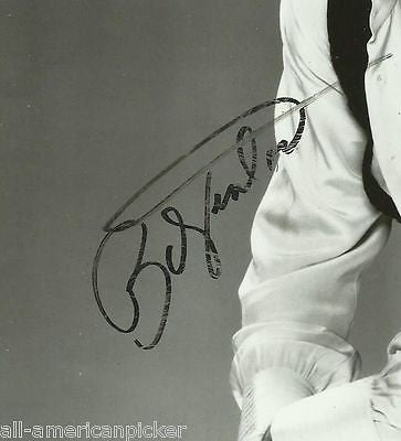 BOBBY VINTON GREAT MUSIC SINGER ORIGINAL AUTOGRAPH SIGNED STUDIO PROMO PHOTO - K-townConsignments