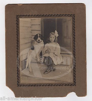 DARLING LITTLE GIRL & HER PUPPY DOG AMERICAN FARMHOUSE PORCH ANTIQUE PHOTOGRAPH - K-townConsignments