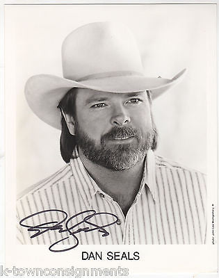 DAN SEALS & CROFTS SOFT ROCK COUNTRY MUSIC ORIGINAL AUTOGRAPH SIGNED PROMO PHOTO - K-townConsignments