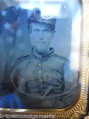 UNION CAVALRY CIVIL WAR SOLDIER IN UNIFORM BY AMERICAN FLAG AMBROTYPE PHOTOGRAPH - K-townConsignments
