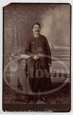 ETHNIC MAN IN TURKISH COSTUME CLOTHING ANTIQUE CABINET CARD PHOTO - K-townConsignments