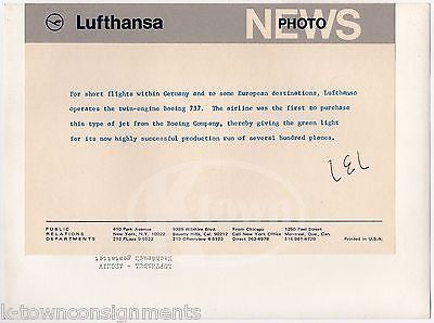 LUFTHANSA AIRLINES BOEING 737 TWIN ENGINE VINTAGE AVIATION ADVERTISING PHOTO - K-townConsignments