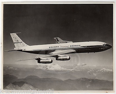 BRANIFF AIRWAYS BOEING 707 JET AIRLINER VINTAGE AVIATION ADVERTISING PROMO PHOTO - K-townConsignments