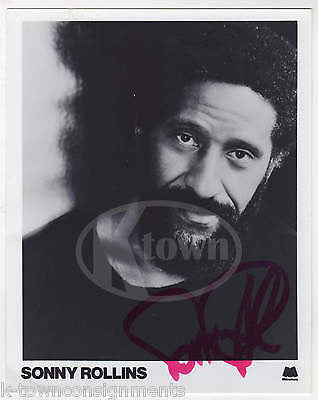 SONNY ROLLINS JAZZ SAXOPHONE PLAYER VINTAGE AUTOGRAPH SIGNED PROMO PHOTO - K-townConsignments
