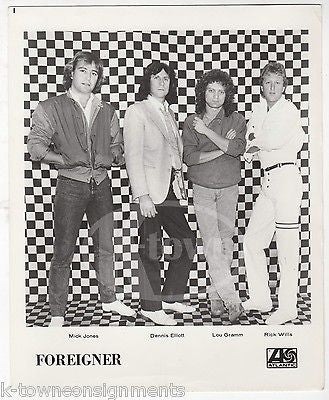 FOREIGNER ATLANTIC RECORDS VINTAGE FRANK DRIGGS COLLECTION MUSIC PROMO PHOTO - K-townConsignments