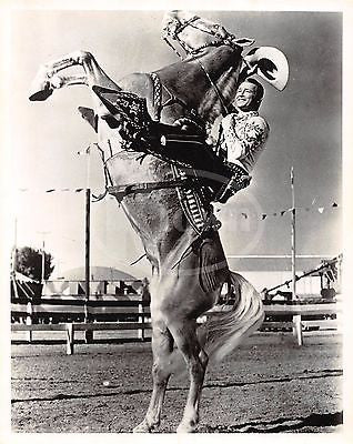 ROY ROGERS HI-HO SILVER COWBOY MOVIE ACTOR VINTAGE STUDIO PROMO PHOTOGRAPH - K-townConsignments