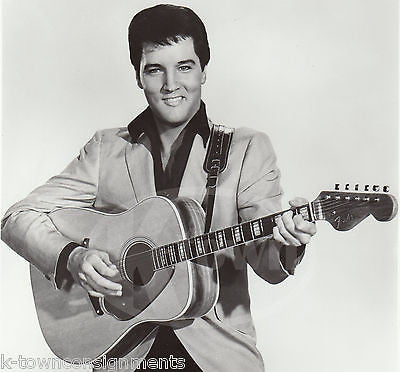 ELVIS PRESELEY ELVIS ON STAGE POSE VINTAGE ROCK N ROLL MUSIC PROMO PHOTOGRAPH - K-townConsignments