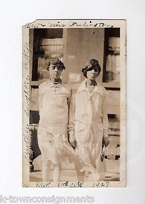 AFRICAN AMERICAN MOTHER & DAUGHTER 1920s NEW YORK CITY VINTAGE SNAPSHOT PHOTO - K-townConsignments