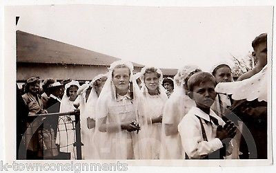 YOUNG GIRLS CATECHISM CONFIRMATION DRESSES VINTAGE AMERICAN LIFE SNAPSHOT PHOTOS - K-townConsignments