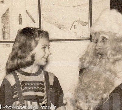 CUTE LITTLE GIRL LIGHT UP SMILE FOR SANTA CLAUSE VINTAGE SNAPSHOT PHOTOGRAPH - K-townConsignments