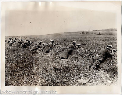 WWI GERMAN INFANTRY TRENCHES IN POLAND ANTIQUE NEWS PRESS PHOTOGRAPH 1914 - K-townConsignments