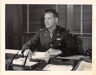 MACDILL FIELD FLORIDA WWII AIR FORCE PILOT AT DESK JOB VINTAGE MILITARY PHOTO - K-townConsignments