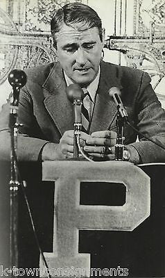 BOB DEMOSS PURDUE UNIVERSITY HEAD COACH VINTAGE NCAA FOOTBALL PRESS PHOTO - K-townConsignments