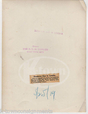 DOMINION DAY PARADE LONDON SCOTTISH ROYAL SALUTE BUCKINGHAM PALACE PRESS PHOTO - K-townConsignments