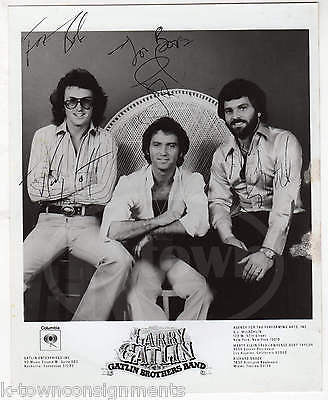 LARRY GATLIN BROTHERS BAND VINTAGE AUTOGRAPH SIGNED COLUMBIA RECORDS PROMO PHOTO - K-townConsignments