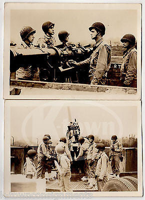 WWII AMERICAN ARTILLERY GIs FIRING GUNS VINTAGE WWII SNAPSHOT PHOTOS - K-townConsignments