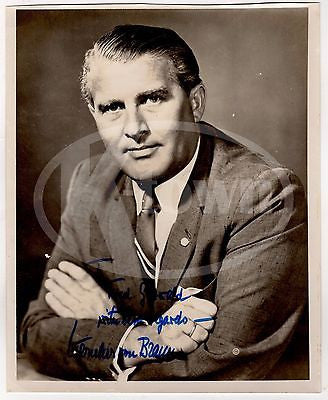 WERNHER VON BRAUN NASA ROCKET SCIENTIST AUTOGRAPHED PHOTO TO JEWISH WWII REFUGEE - K-townConsignments