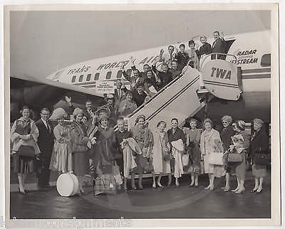 TRANS WORLD AIRLINES PILLSBURY COMPANY BAKE-OFF FLIGHT VINTAGE AVIATION PHOTO - K-townConsignments
