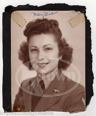 AIR FORCE WOMAN MARY GLADIS VINTAGE IDed WWII MILITARY SNAPSHOT PHOTO MOUNTED - K-townConsignments