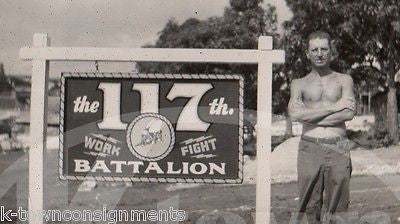 117th BATTALION NAVY MARINE SOLDIER OLD & YOUNG VINTAGE WWII SNAPSHOT PHOTOS - K-townConsignments