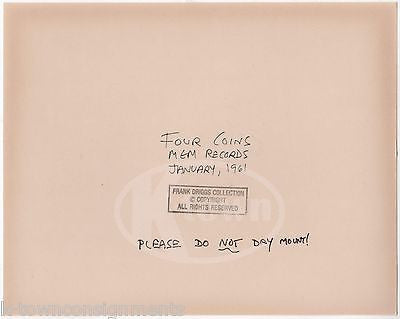 THE FOUR COINS SINGING GROUP VINTAGE FRANK DRIGGS COLLECTIONCANDID  MUSIC PHOTO - K-townConsignments