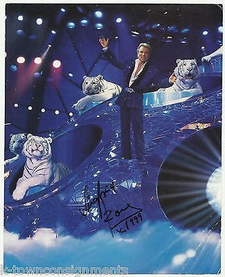 SIEGFRIED & ROY LAS VEGAS ENTERTAINERS ORIGINAL AUTOGRAPH SIGNED PROGRAM PAGE - K-townConsignments