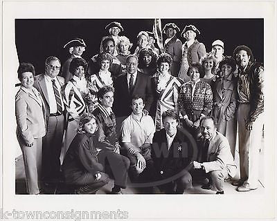 DAVID ROARK DISNEY STUDIOS PHOTOGRAPHER AUTOGRAPH SIGNED ALEX HALEY ROOTS PHOTOS - K-townConsignments
