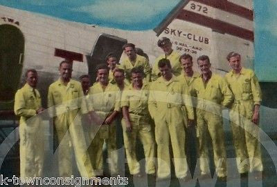 TWA TRANS WORLD AIRLINES SKY CLUB PILOT'S CREW VINTAGE COLORED PHOTOGRAPH - K-townConsignments