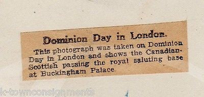 DOMINION DAY PARADE LONDON SCOTTISH ROYAL SALUTE BUCKINGHAM PALACE PRESS PHOTO - K-townConsignments