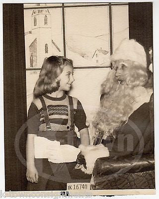 CUTE LITTLE GIRL LIGHT UP SMILE FOR SANTA CLAUSE VINTAGE SNAPSHOT PHOTOGRAPH - K-townConsignments