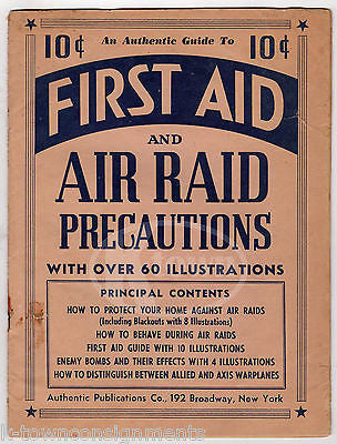 FIRST AID AIR RAID PRECAUTIONS VINTAGE WWII GRAPHIC MILITARY HOMEFRONT BOOK - K-townConsignments