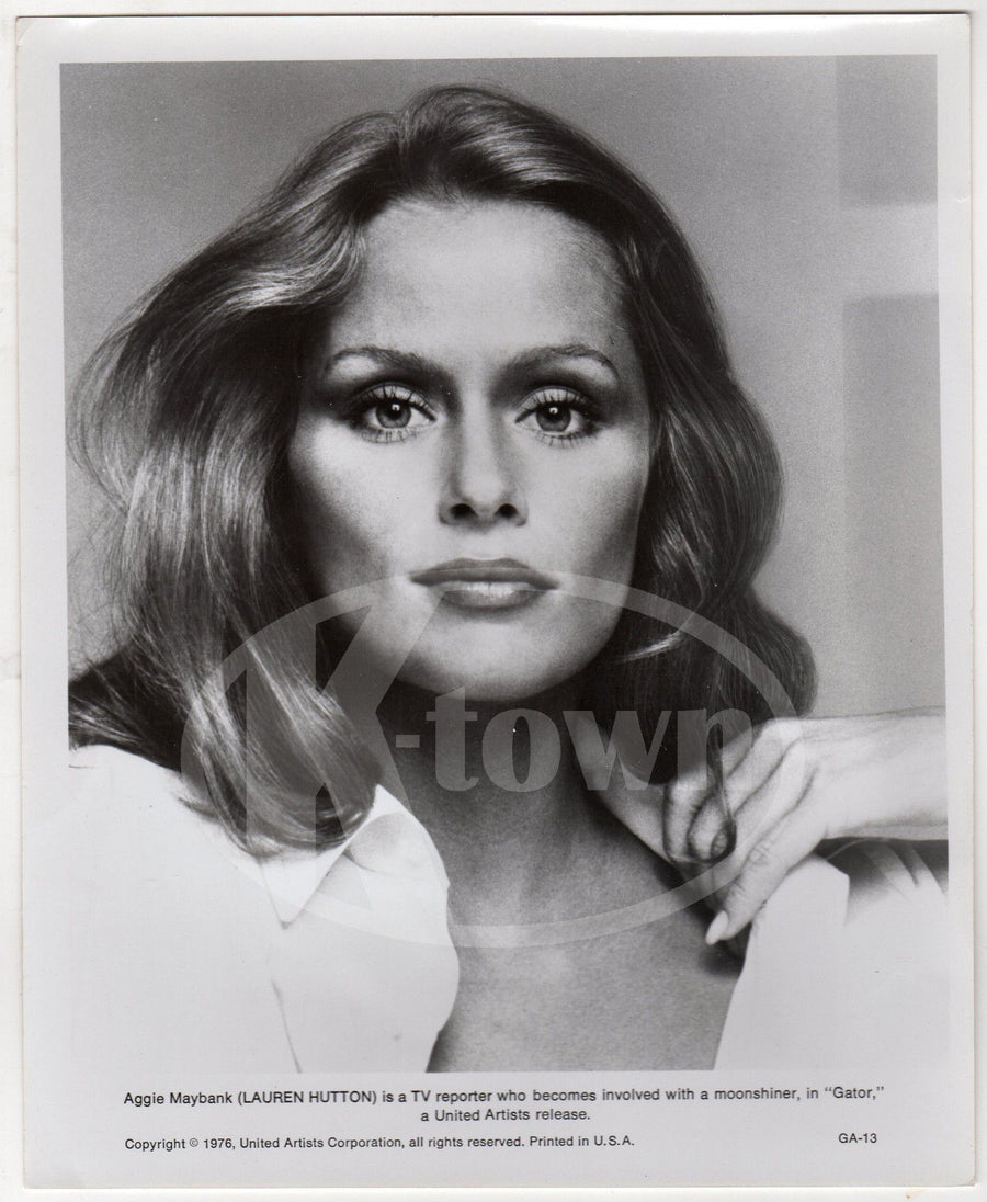 LAUREN HUTTON GATOR TV & MOVIE ACTRESS VINTAGE STUDIO PROMO PHOTOGRAPH 1976 - K-townConsignments