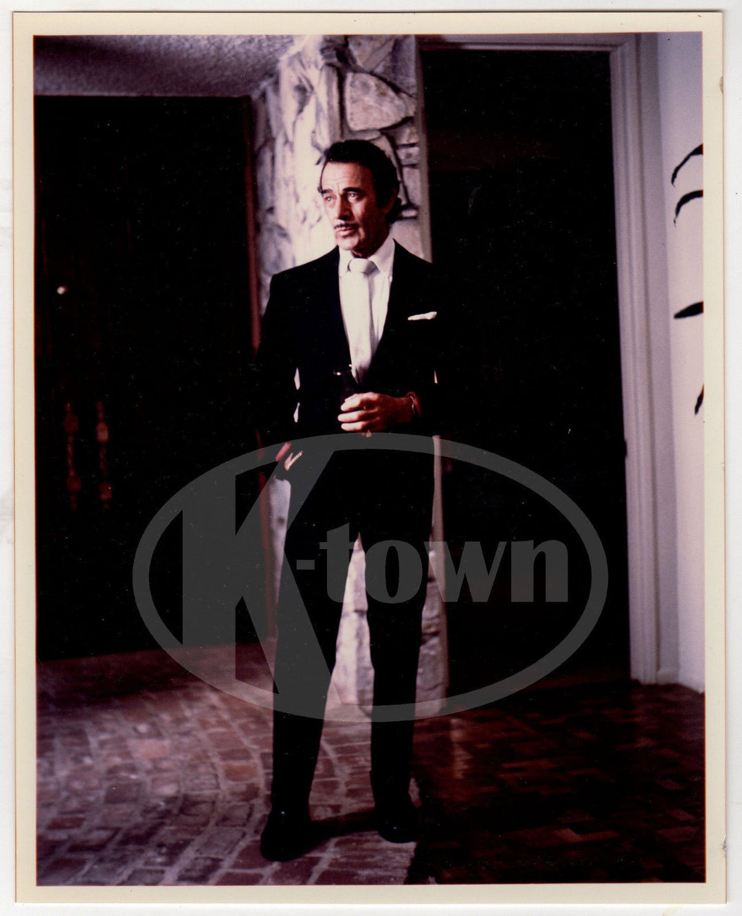 HUME CRONYN TV MOVIE ACTOR IN A FINE BLACK SUIT VINTAGE STUDIO PROMO PHOTOGRAPH - K-townConsignments