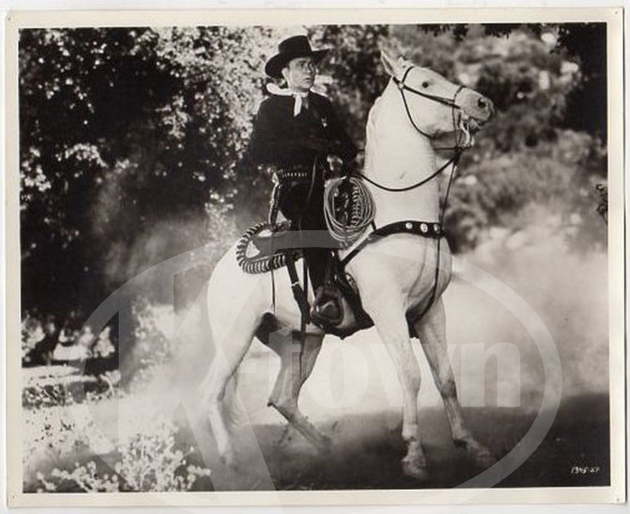 DARREN McGAVIN COWBOY WESTERN MOVIE ACTOR ON HORSEBACK VINTAGE MOVIE PHOTO - K-townConsignments