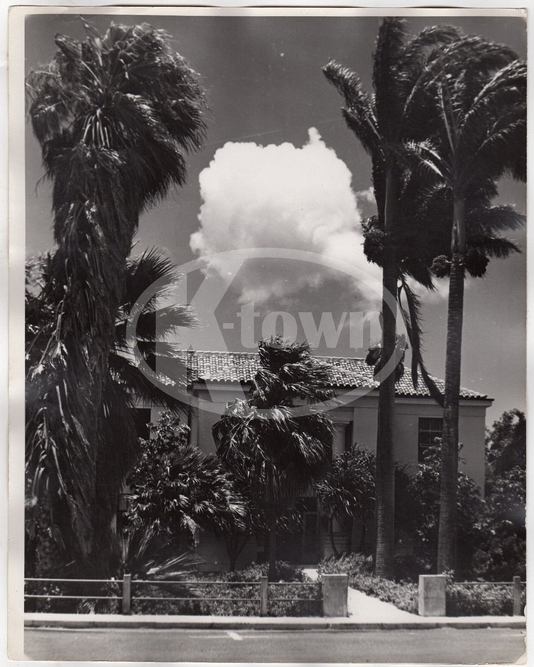 ATOMIC BOMB OPERATION CROSSROADS ORIGINAL WWII BIKINI ATOLL MILITARY PHOTOS LOT - K-townConsignments