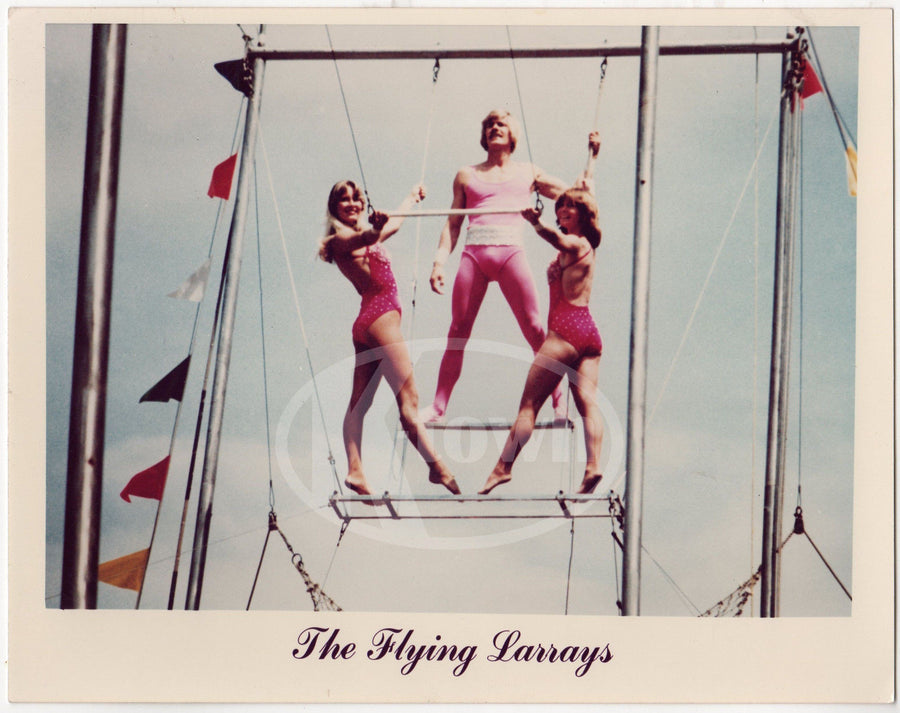 THE FLYING LARRAYS CIRCUS ACROBATS VINTAGE PERFORMANCE PROMO PHOTOGRAPH - K-townConsignments