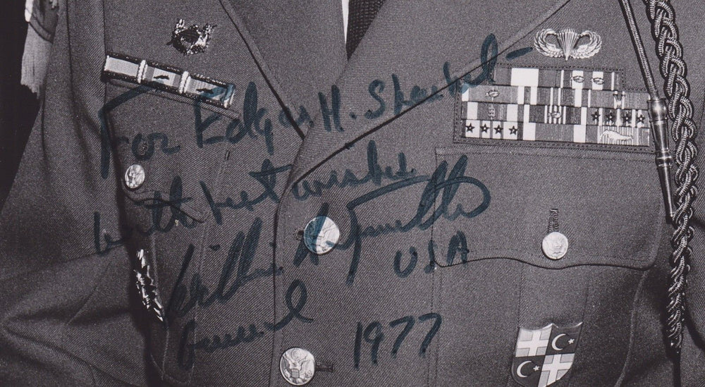 GENERAL WILLIAM KNOWLTON US MILITARY ACADEMY ORIGINAL AUTOGRAPH SIGNED PHOTO - K-townConsignments