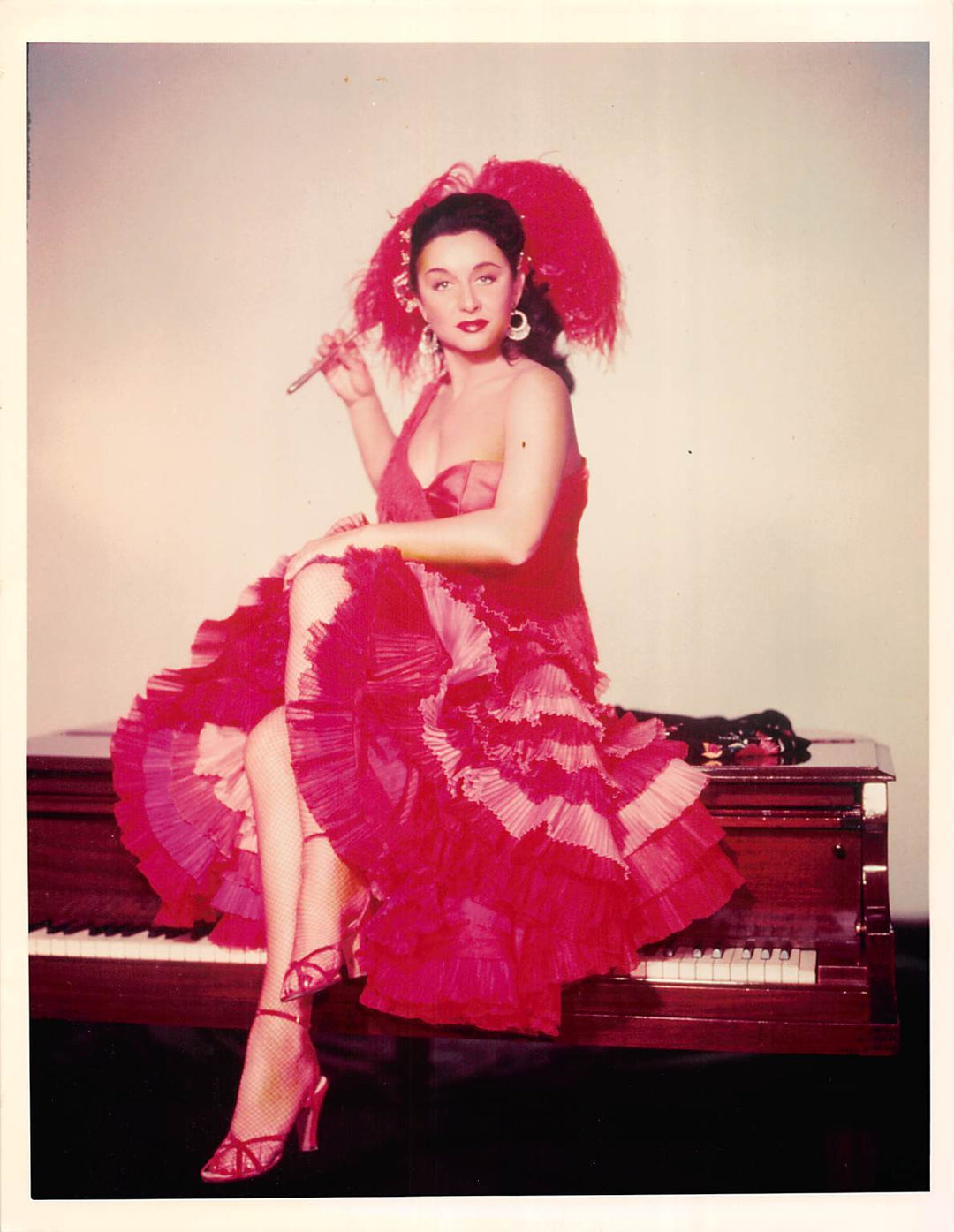 VERA RALSTON CZECH FIGURE STAKER & MOVIE ACTRESS AUTOGRAPH SIGNATURE & PHOTO - K-townConsignments