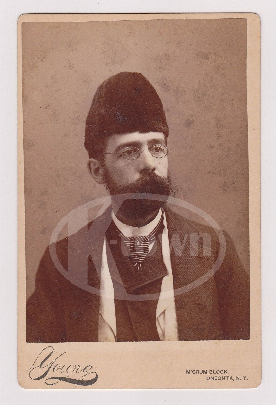 P.R. YOUNG CABINET CARD PHOTOGRAPHER ONEONTA NEW YORK SELF PORTRAIT PHOTOGRAPH - K-townConsignments