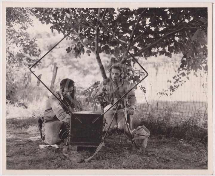 3RD ARMY LAKE CHARLES LOUISIANA RADIO GENERATOR OPERATOR VINTAGE MILITARY PHOTO - K-townConsignments