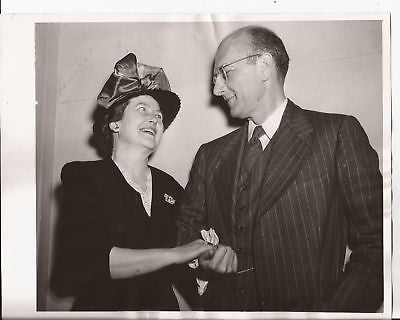 DAVID LILENTHAL PRESS PHOTO ATOMIC ENERGY COMMISSION - K-townConsignments