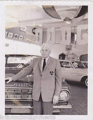 DODGE AUTOMOBILE DEALERSHIP INTERIOR VINTAGE SNAPSHOT PHOTO WITH CARS - K-townConsignments