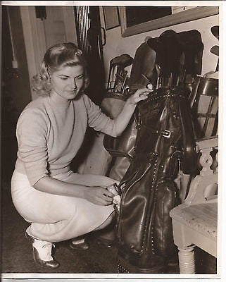 MISS VIRGINIA GUILFOIL PRESS PHOTO MASON AND DIXON GOLF TOURNAMENT WINNER 1941 - K-townConsignments