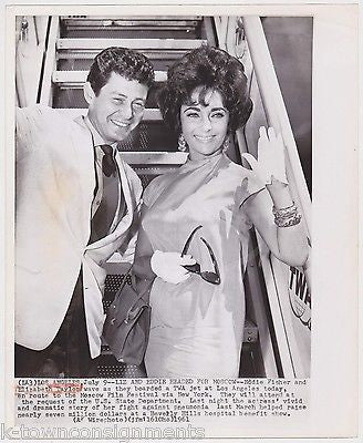 ELIZABETH TAYLOR EDDIE FISHER TWA TRANSWORLD AIRLINES VINTAGE FLIGHT PRESS PHOTO - K-townConsignments