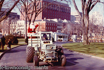 JON NIDECKER AS SANTA CLAUS RIDING TRACTOR TO WHITE HOUSE OFFICIANL PHOTO 1970s - K-townConsignments