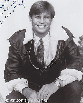 MICHAEL YORK AUSTIN POWERS MOVIE ACTOR ORIGINAL AUTOGRAPH SIGNED PHOTO 8x10 - K-townConsignments