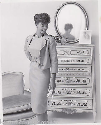 NANCY WESTBROOK 1950s WOMEN'S SUIT FASHION MODEL ORIGINAL VINTAGE STUDIO PHOTO - K-townConsignments