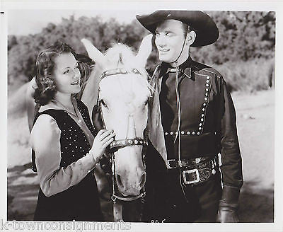 LOIS JANUARY FRED SCOTT WESTERN COWBOY ACTORS VINTAGE MOVIE STILL PHOTO - K-townConsignments