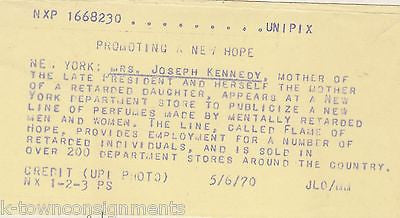 ROSE KENNEDY PROMOTING FLAME OF HOPE PERFUME LINE VINTAGE NEWS PRESS PHOTOGRAPH - K-townConsignments
